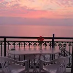 Gæstehus Friderica House Poros (Kefalonia)