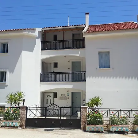 Pensión Friderica House 3*