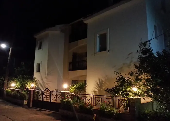 Guest house Friderica House Poros (Kefalonia)
